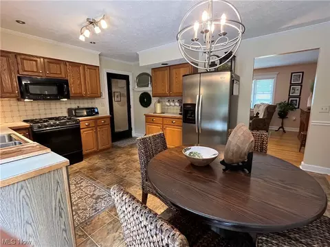 2327 W 13th St, Ashtabula, OH 44004 photo 7