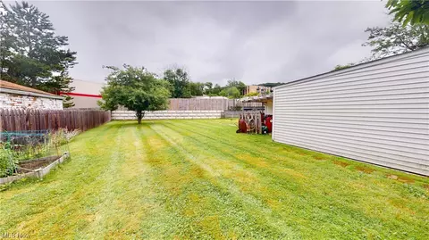 1555 E 254th St, Euclid, OH 44117 photo 23