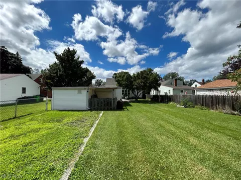1555 E 254th St, Euclid, OH 44117 photo 25