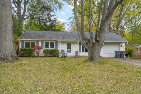 426 Caskey Dr, Oberlin, OH 44074