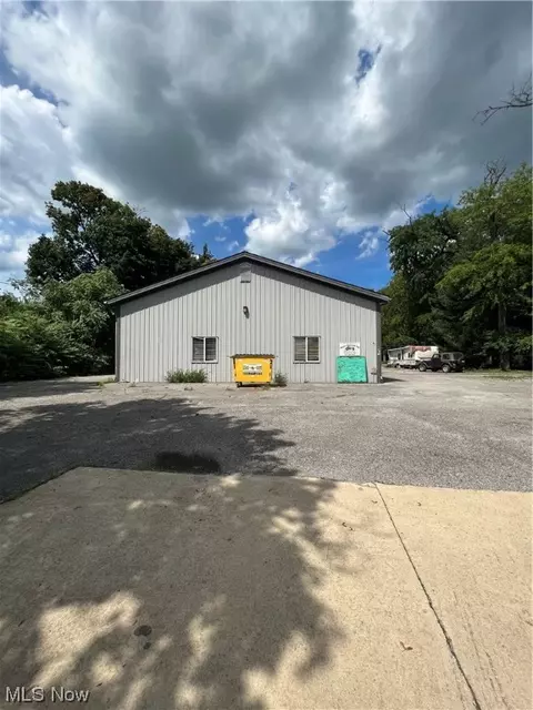 814 E Main St, Bellevue, OH 44811 photo 17