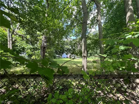 814 E Main St, Bellevue, OH 44811 photo 11