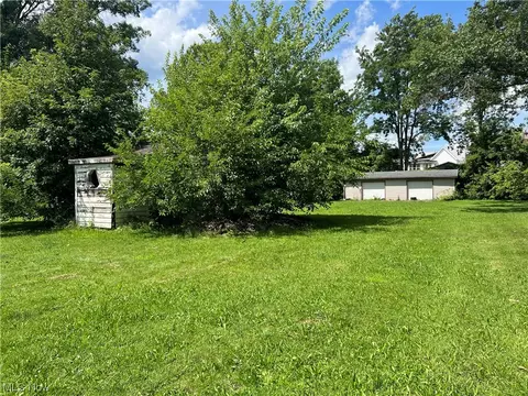 814 E Main St, Bellevue, OH 44811 photo 6