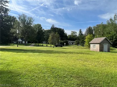 5861 N Ridge Rd, Ashtabula, OH 44004