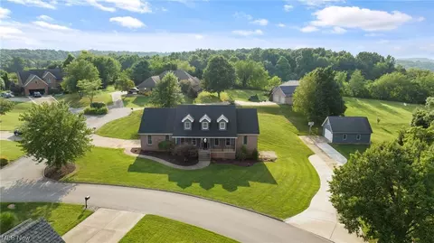 10 Oakview Cir, Vincent, OH 45784