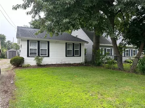 940 Peach Blvd, Willoughby, OH 44094 photo 1