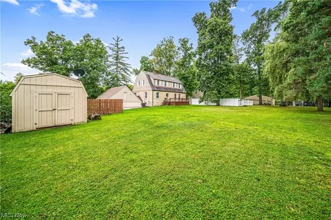 1963 E Sprague Rd, Seven Hills, OH 44131 photo 33