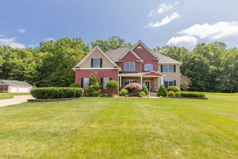 13685 View Point Ct, Columbia Station, OH 44028