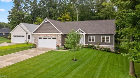 216 Heron Dr, Orrville, OH 44667