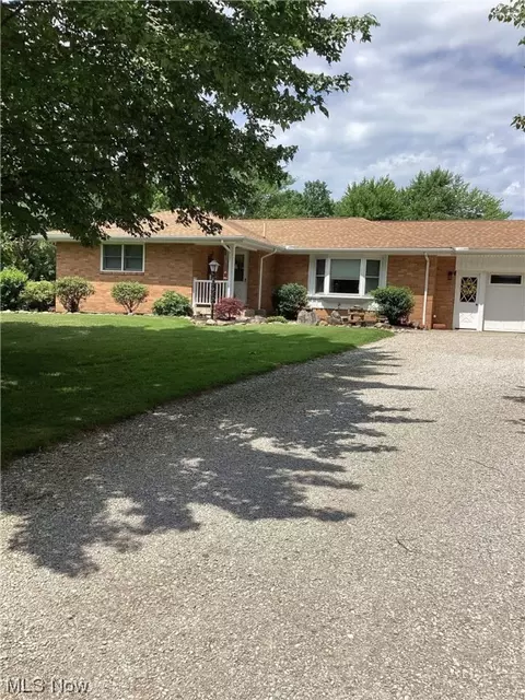 3241 Austinburg Rd, Ashtabula, OH 44004 photo 2