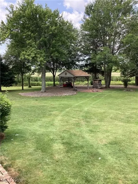 3241 Austinburg Rd, Ashtabula, OH 44004 photo 7