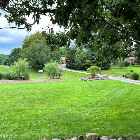 3241 Austinburg Rd, Ashtabula, OH 44004