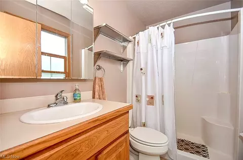 2332 Canfield Rd, Akron, OH 44312 photo 16