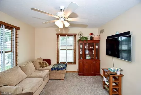 2332 Canfield Rd, Akron, OH 44312 photo 15