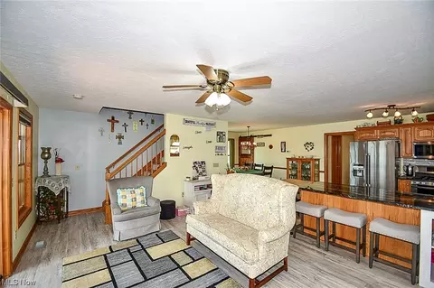 2332 Canfield Rd, Akron, OH 44312 photo 5