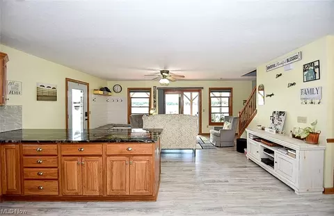 2332 Canfield Rd, Akron, OH 44312 photo 7