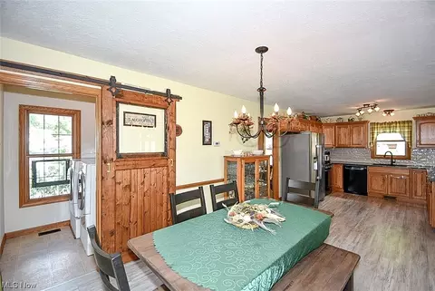 2332 Canfield Rd, Akron, OH 44312 photo 11