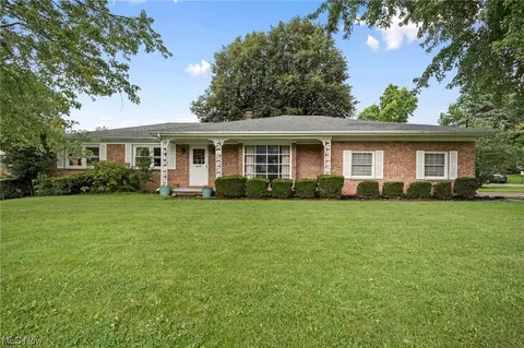 1418 Sherman St, Geneva, OH 44041