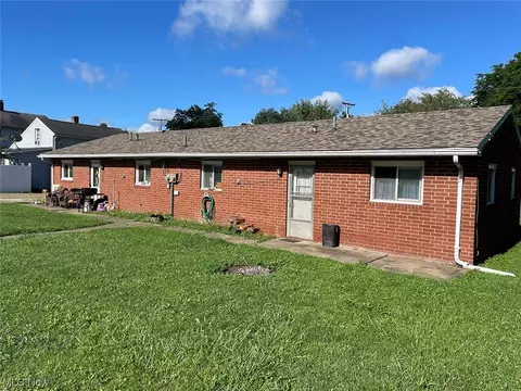 603-605 Murray Ave, Minerva, OH 44657 photo 3