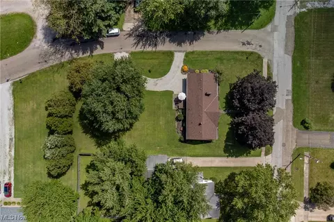 799 S 14th St, Sebring, OH 44672 photo 3