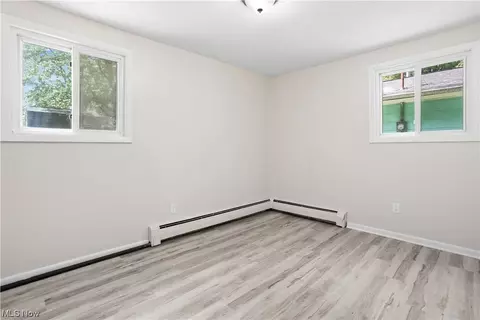 573 Delaware Ave, Elyria, OH 44035 photo 27