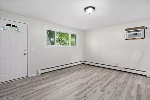 573 Delaware Ave, Elyria, OH 44035 photo 20