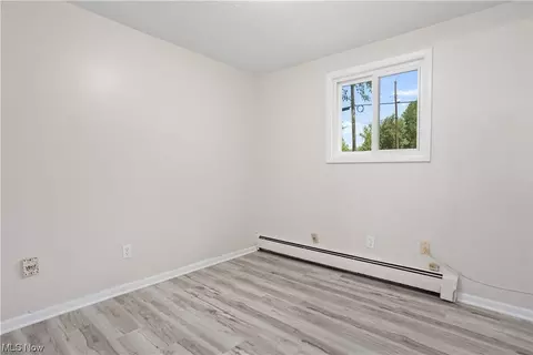 573 Delaware Ave, Elyria, OH 44035 photo 23