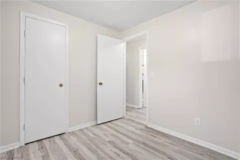 573 Delaware Ave, Elyria, OH 44035 photo 25