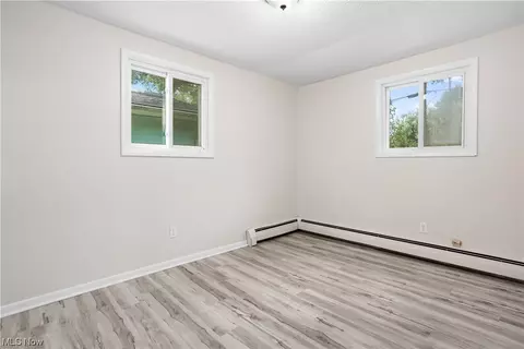 573 Delaware Ave, Elyria, OH 44035 photo 31