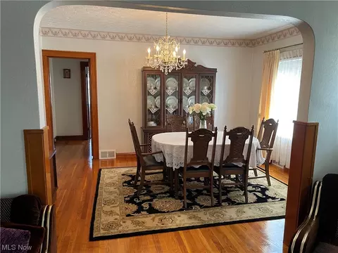 6325 Stanbury Rd, Parma, OH 44129 photo 11