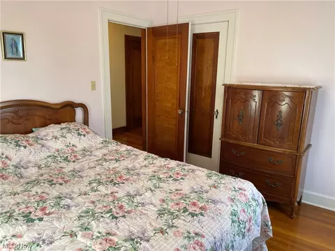 6325 Stanbury Rd, Parma, OH 44129 photo 20