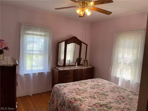 6325 Stanbury Rd, Parma, OH 44129 photo 19