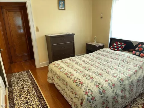 6325 Stanbury Rd, Parma, OH 44129 photo 22