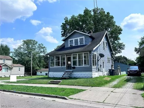 1138 Kohler Ave, Akron, OH 44314