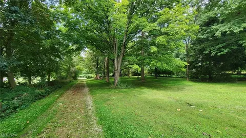 6111 Beach Rd, Wadsworth, OH 44281 photo 3