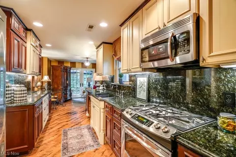 70 Silver Valley Blvd, Munroe Falls, OH 44262 photo 13