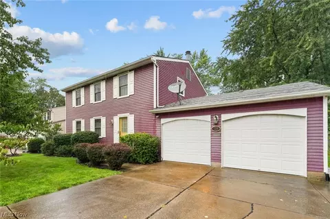 720 Brookledge Dr, Medina, OH 44256