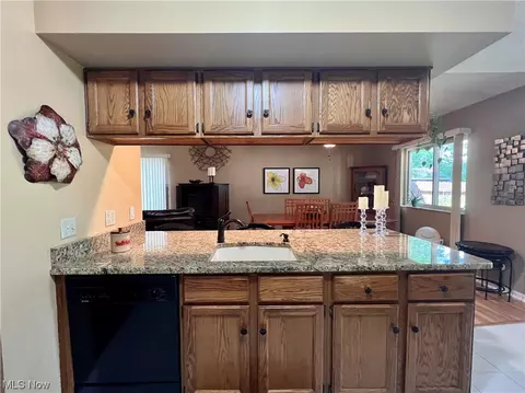 8357 Findley Dr, Mentor, OH 44060 photo 15