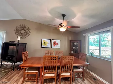 8357 Findley Dr, Mentor, OH 44060 photo 11