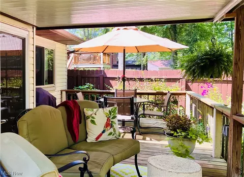 8357 Findley Dr, Mentor, OH 44060 photo 3