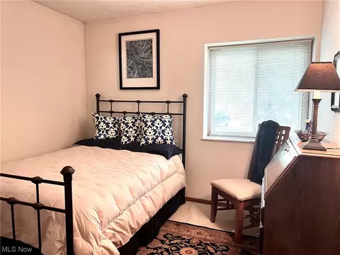 8357 Findley Dr, Mentor, OH 44060 photo 25