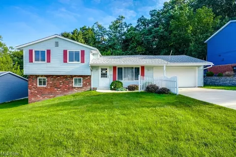 9500 Munich Dr, Parma, OH 44130 photo 1