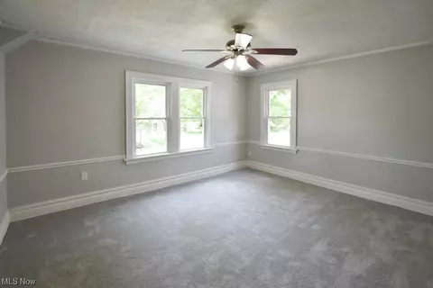 433 Roslyn Ave, Akron, OH 44320 photo 15