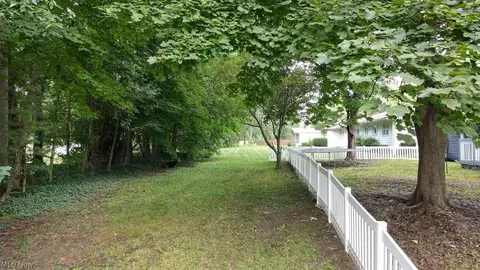 3022 Chamberlain Rd, Fairlawn, OH 44333 photo 4