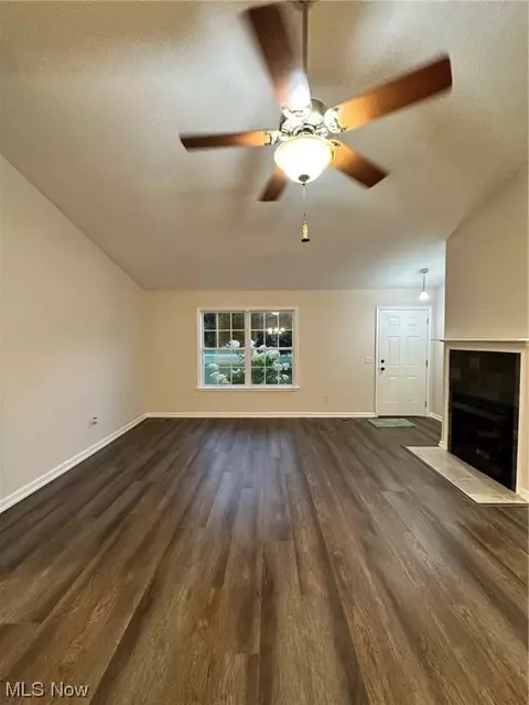 247 Root Rd, Lorain, OH 44052 photo 13