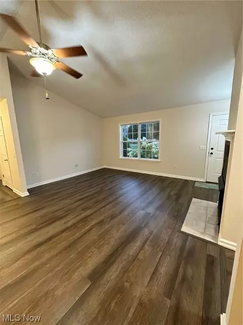 247 Root Rd, Lorain, OH 44052 photo 14