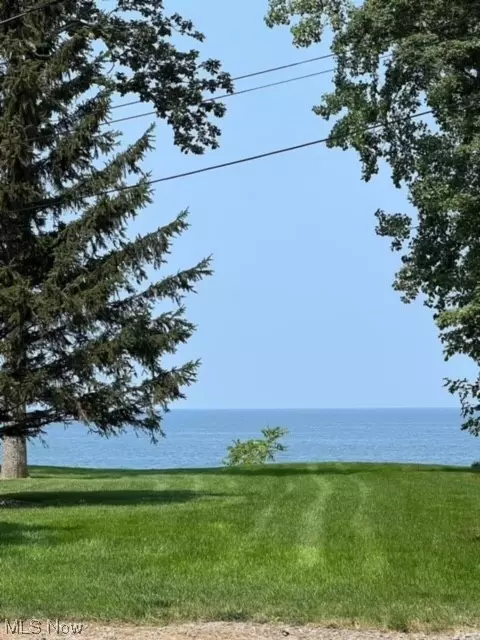 247 Root Rd, Lorain, OH 44052 photo 8