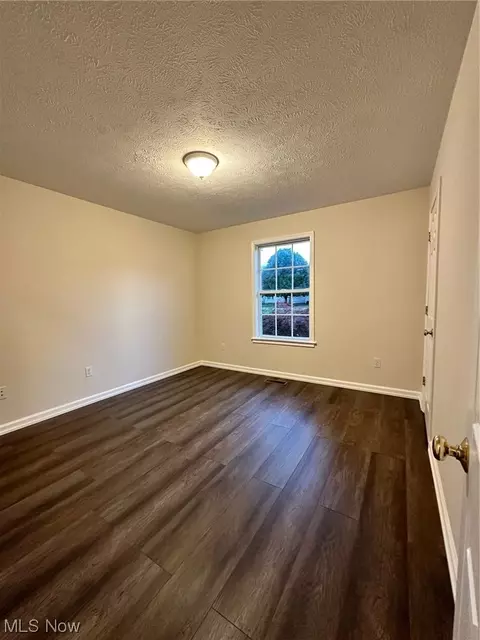 247 Root Rd, Lorain, OH 44052 photo 28