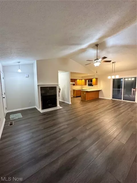 247 Root Rd, Lorain, OH 44052 photo 10
