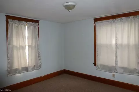 68 Morrison St, Struthers, OH 44471 photo 12